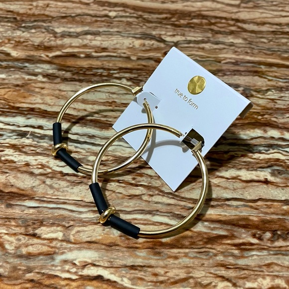 True To Form - Picture 9 of 14